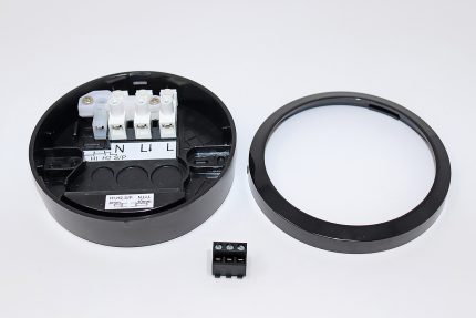 9070843 Surface box LUXA 103 BK
